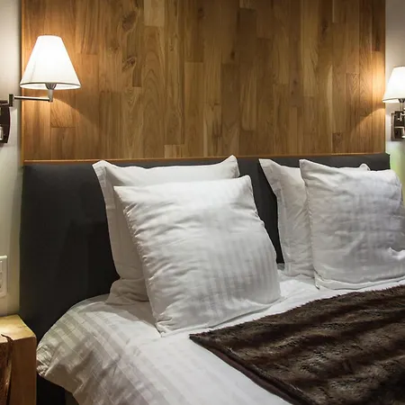 La Parenthese Apartment *